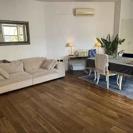 Apartment Grand Terrace Suite *